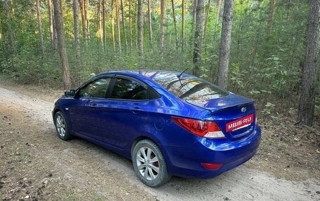 Hyundai Solaris II рестайлинг, 2013 год, 555 000 рублей, 9 фотография