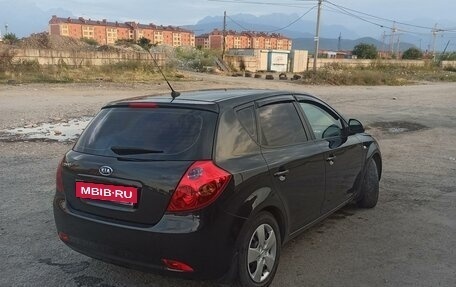 KIA cee'd I рестайлинг, 2009 год, 715 000 рублей, 6 фотография