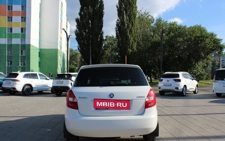 Skoda Fabia II, 2013 год, 699 000 рублей, 5 фотография