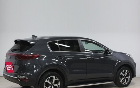 KIA Sportage IV рестайлинг, 2018 год, 2 399 000 рублей, 5 фотография