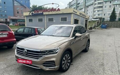 Volkswagen Touareg III, 2018 год, 5 450 000 рублей, 2 фотография