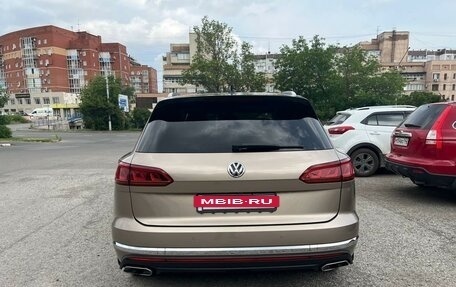 Volkswagen Touareg III, 2018 год, 5 450 000 рублей, 7 фотография