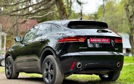 Jaguar E-Pace, 2019 год, 3 400 000 рублей, 6 фотография