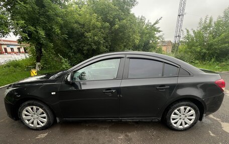 Chevrolet Cruze II, 2011 год, 790 000 рублей, 3 фотография