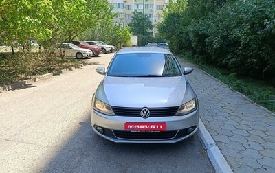 Volkswagen Jetta VI, 2013 год, 990 000 рублей, 1 фотография