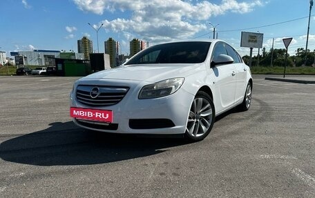 Opel Insignia II рестайлинг, 2010 год, 850 000 рублей, 2 фотография