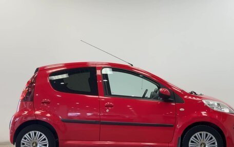 Peugeot 107 I рестайлинг, 2012 год, 599 000 рублей, 5 фотография