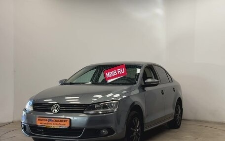 Volkswagen Jetta VI, 2011 год, 1 100 000 рублей, 24 фотография