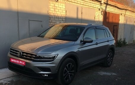 Volkswagen Tiguan II, 2019 год, 2 999 999 рублей, 1 фотография