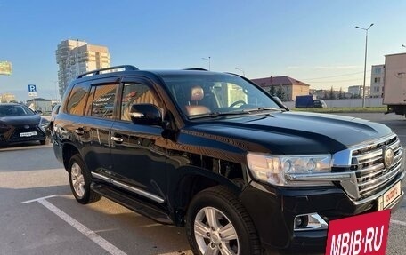 Toyota Land Cruiser 200, 2011 год, 3 350 000 рублей, 3 фотография