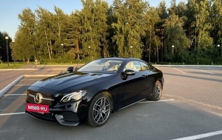 Mercedes-Benz E-Класс, 2018 год, 5 850 000 рублей, 2 фотография