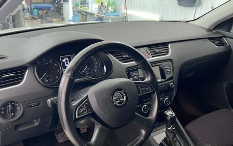 Skoda Octavia, 2015 год, 1 730 000 рублей, 14 фотография