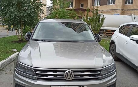 Volkswagen Tiguan II, 2019 год, 2 999 999 рублей, 3 фотография