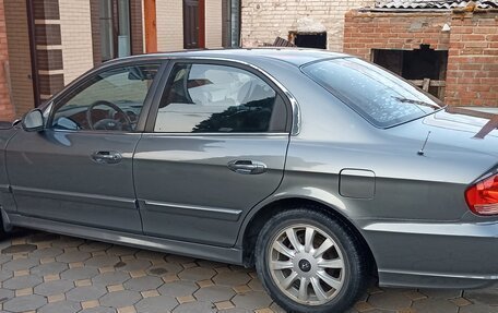 Hyundai Sonata IV рестайлинг, 2005 год, 560 000 рублей, 3 фотография