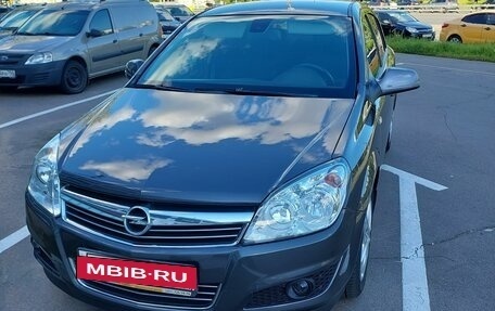 Opel Astra H, 2011 год, 680 000 рублей, 2 фотография