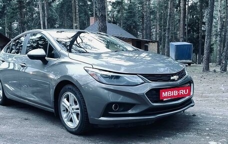 Chevrolet Cruze II, 2018 год, 1 200 000 рублей, 2 фотография