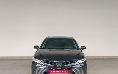 Toyota Camry, 2019 год, 2 849 000 рублей, 2 фотография