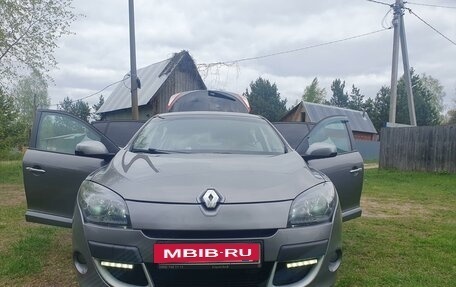 Renault Megane III, 2011 год, 740 000 рублей, 3 фотография