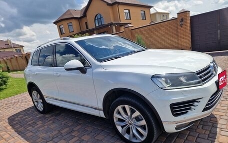 Volkswagen Touareg III, 2015 год, 3 500 000 рублей, 1 фотография