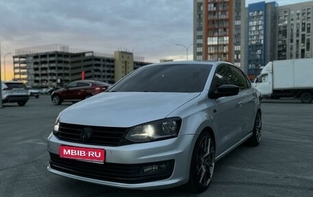 Volkswagen Polo VI (EU Market), 2017 год, 1 550 000 рублей, 1 фотография