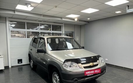 Chevrolet Niva I рестайлинг, 2012 год, 719 000 рублей, 3 фотография