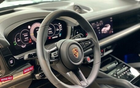 Porsche Cayenne III, 2024 год, 29 860 000 рублей, 6 фотография