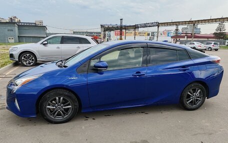 Toyota Prius IV XW50, 2018 год, 1 840 000 рублей, 7 фотография