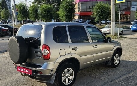 Chevrolet Niva I рестайлинг, 2016 год, 785 000 рублей, 3 фотография