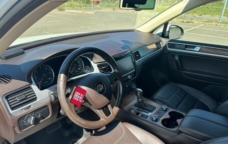 Volkswagen Touareg III, 2014 год, 2 990 000 рублей, 9 фотография