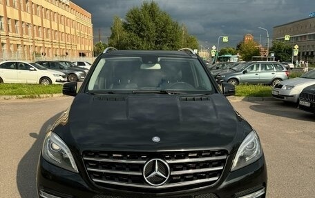 Mercedes-Benz M-Класс, 2013 год, 2 850 000 рублей, 2 фотография