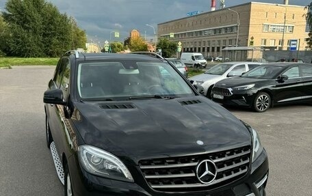 Mercedes-Benz M-Класс, 2013 год, 2 850 000 рублей, 3 фотография