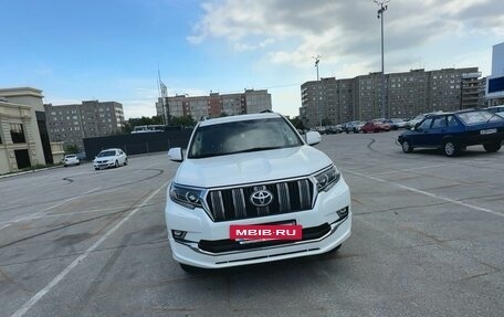 Toyota Land Cruiser Prado 150 рестайлинг 2, 2019 год, 7 000 000 рублей, 2 фотография