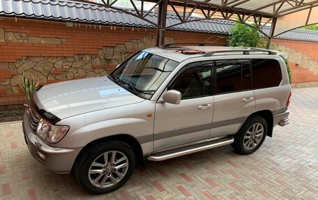 Toyota Land Cruiser 100 рестайлинг 2, 2007 год, 3 590 000 рублей, 8 фотография