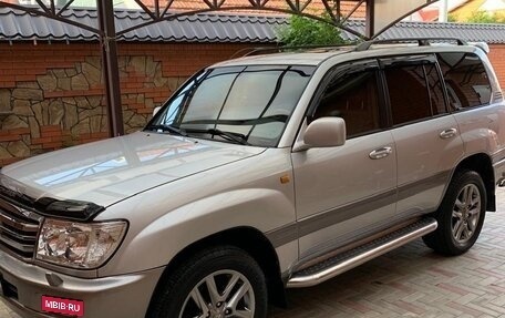 Toyota Land Cruiser 100 рестайлинг 2, 2007 год, 3 590 000 рублей, 5 фотография