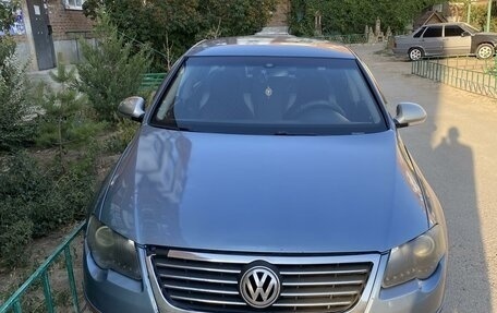 Volkswagen Passat B6, 2006 год, 800 000 рублей, 2 фотография