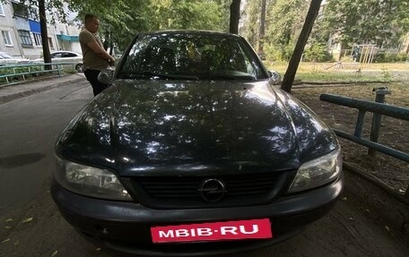 Opel Vectra B рестайлинг, 1996 год, 160 000 рублей, 1 фотография