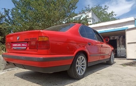 BMW 5 серия, 1993 год, 500 000 рублей, 2 фотография