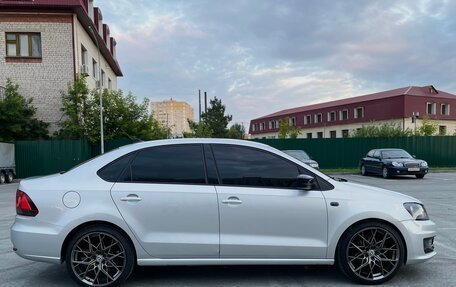 Volkswagen Polo VI (EU Market), 2017 год, 1 550 000 рублей, 3 фотография