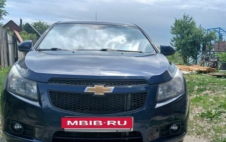 Chevrolet Cruze II, 2011 год, 800 000 рублей, 4 фотография