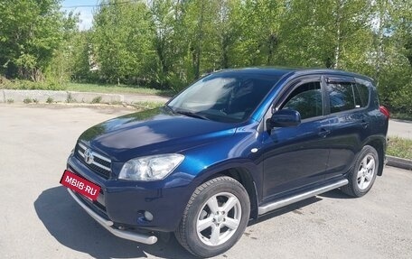 Toyota RAV4, 2007 год, 1 455 000 рублей, 4 фотография