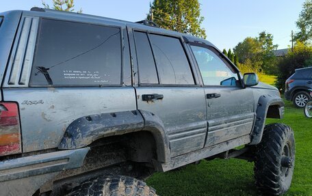 Jeep Grand Cherokee, 1998 год, 300 000 рублей, 3 фотография