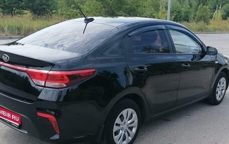 KIA Rio IV, 2018 год, 1 450 000 рублей, 4 фотография