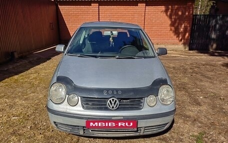 Volkswagen Polo IV рестайлинг, 2002 год, 230 000 рублей, 2 фотография