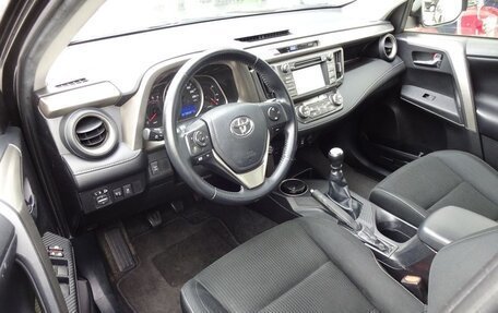 Toyota RAV4, 2015 год, 1 300 000 рублей, 12 фотография