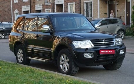 Mitsubishi Pajero III рестайлинг, 2002 год, 1 040 000 рублей, 1 фотография