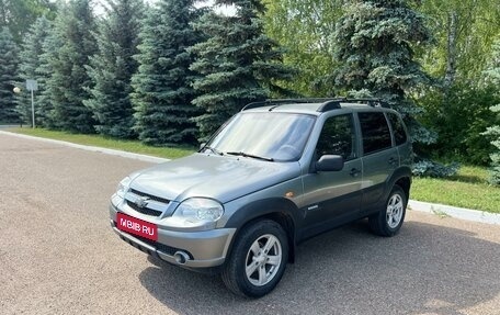 Chevrolet Niva I рестайлинг, 2009 год, 530 000 рублей, 1 фотография