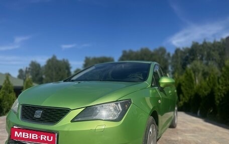 SEAT Ibiza IV рестайлинг 2, 2012 год, 830 000 рублей, 1 фотография