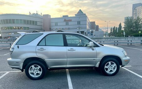 Lexus RX IV рестайлинг, 2001 год, 700 000 рублей, 5 фотография