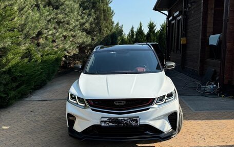 Geely Coolray I, 2022 год, 2 250 000 рублей, 2 фотография