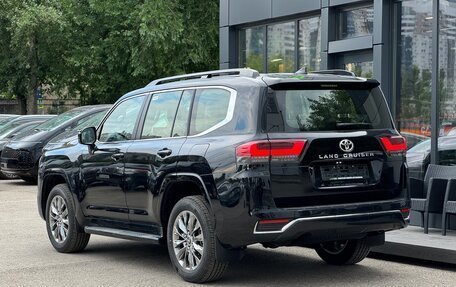 Toyota Land Cruiser, 2024 год, 13 795 000 рублей, 4 фотография